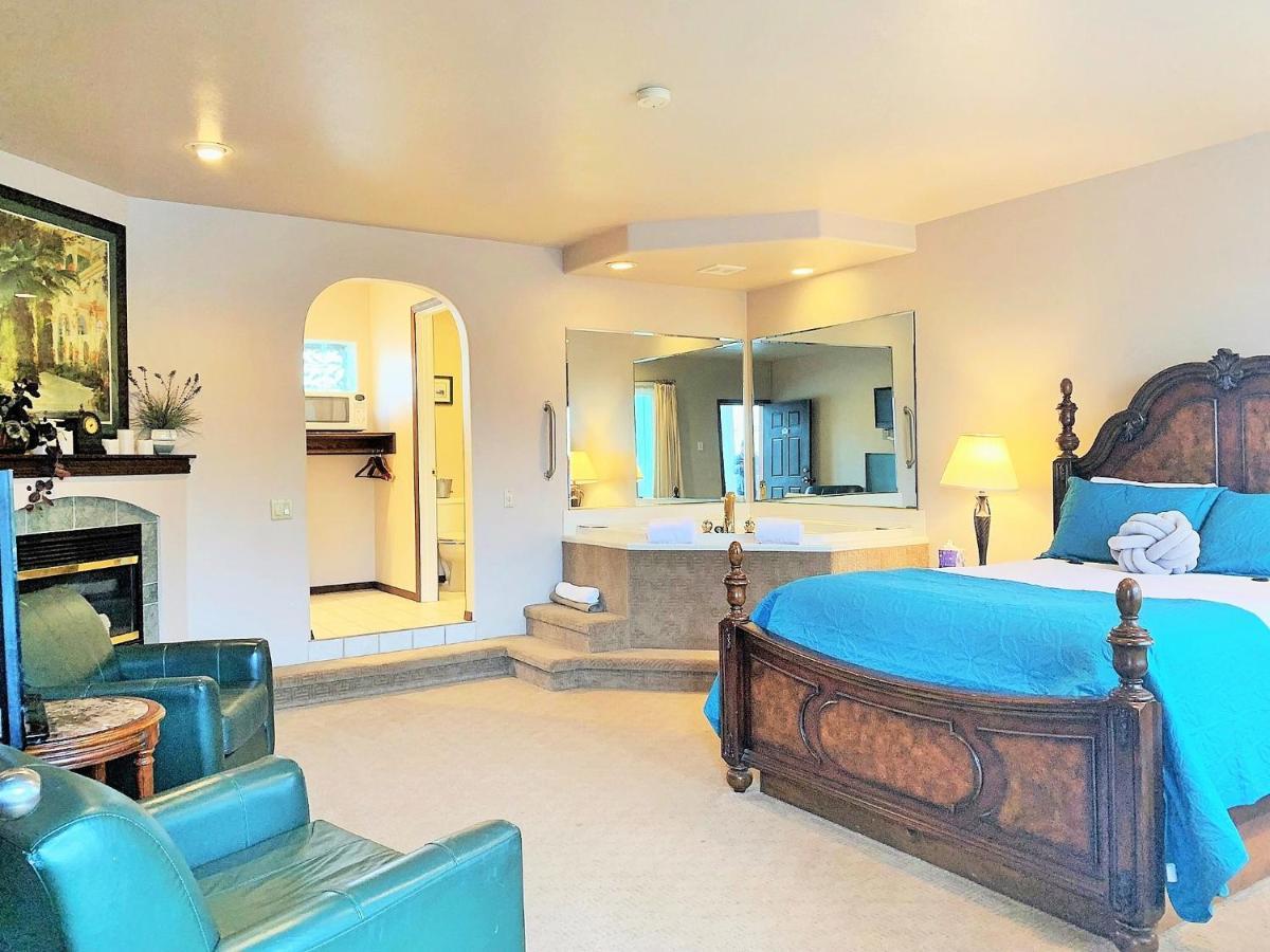 Breakers Boutique Inn เวสต์พอร์ต ภายนอก รูปภาพ