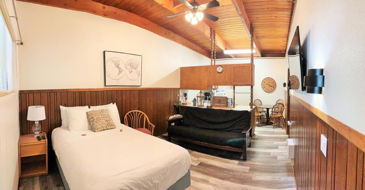 Breakers Boutique Inn เวสต์พอร์ต ภายนอก รูปภาพ