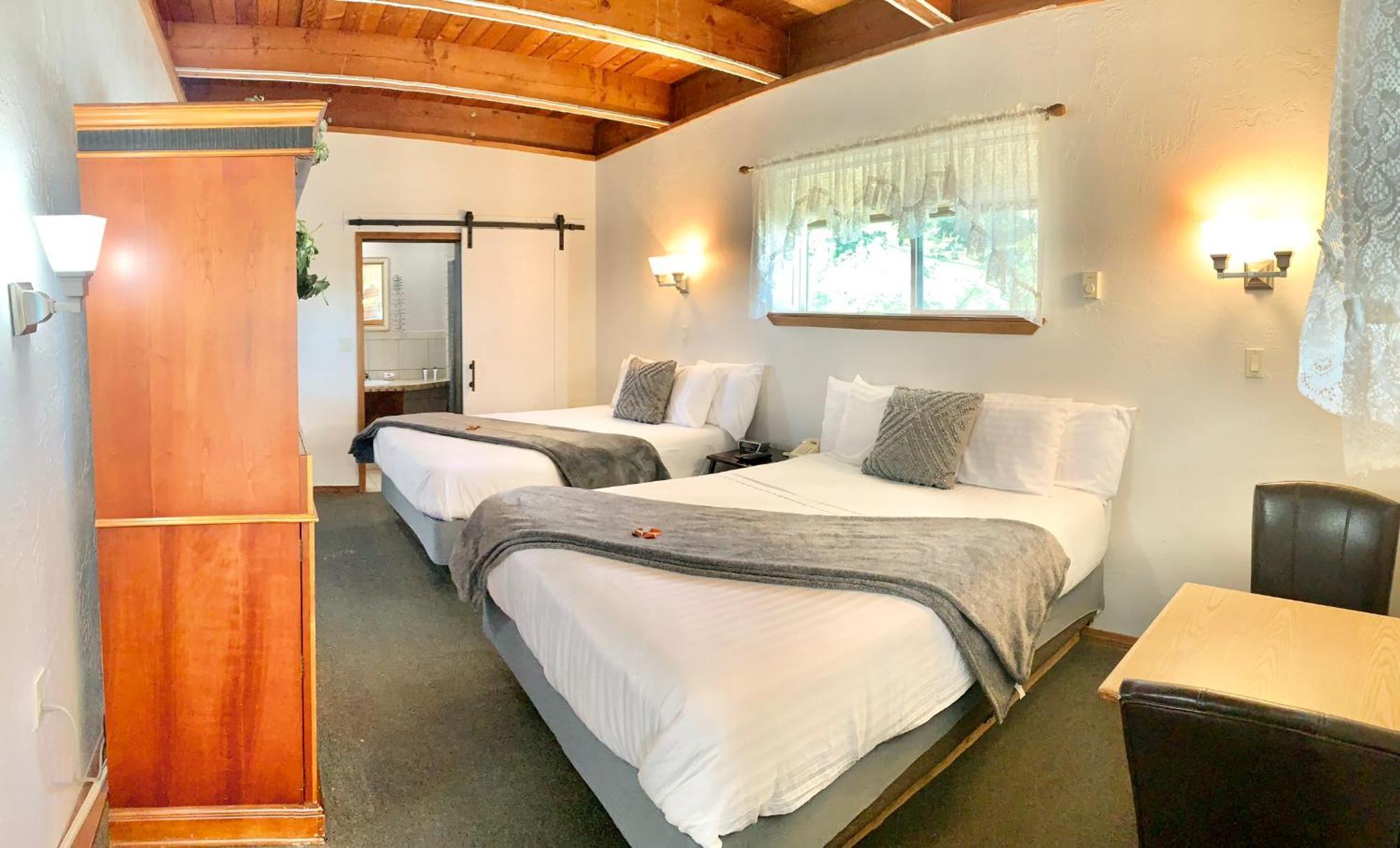 Breakers Boutique Inn เวสต์พอร์ต ภายนอก รูปภาพ